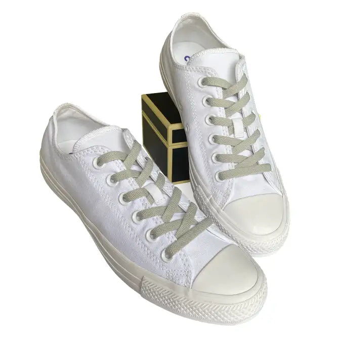 schnuersenkel-sneaker-grau-hell