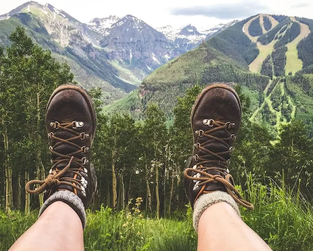 schnuersenkel-wanderschuhe