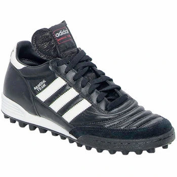 Adidas Mundial mit flachen Schnürsenkeln