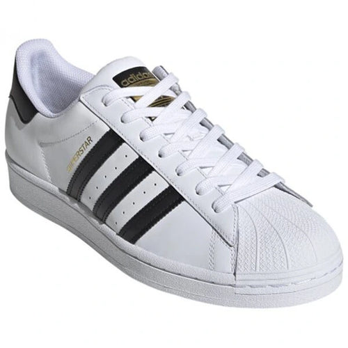 Adidas Superstar mit flachen Schnürsenkeln